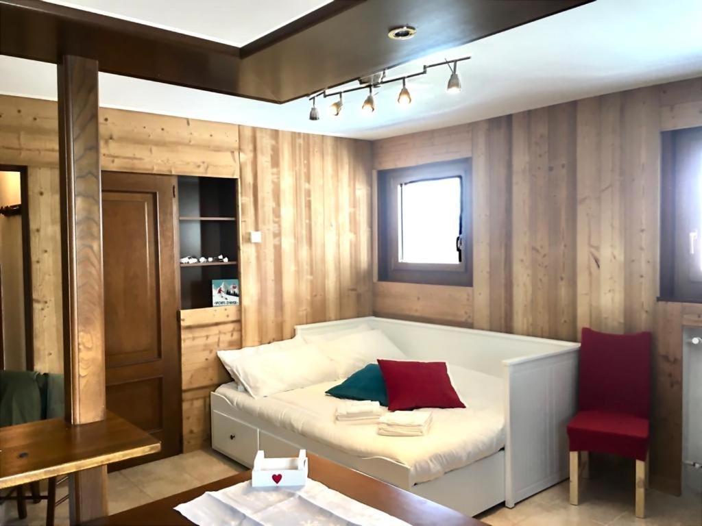 Апартаменты Aroma Di Legno E Profumo Di Neve Брей-Червиния Экстерьер фото